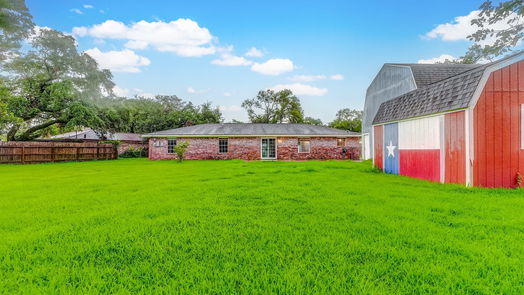 Lake Jackson null-story, 3-bed 125 Spruce Street-idx
