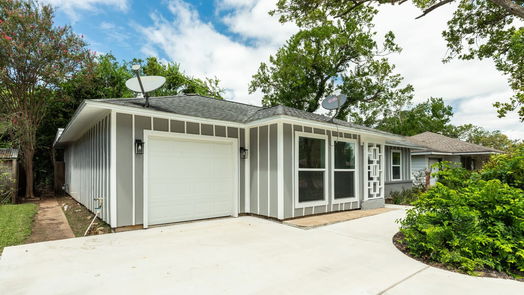 Lake Jackson null-story, 4-bed 409 Jasmine Street-idx