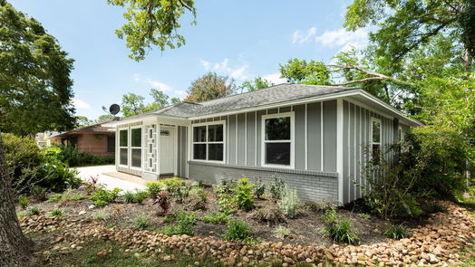 Lake Jackson null-story, 4-bed 409 Jasmine Street-idx