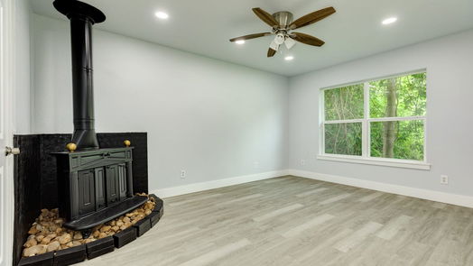 Lake Jackson null-story, 4-bed 409 Jasmine Street-idx