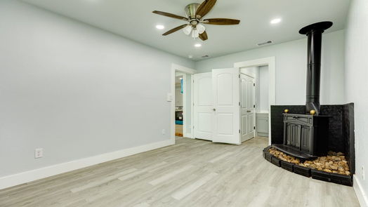 Lake Jackson null-story, 4-bed 409 Jasmine Street-idx