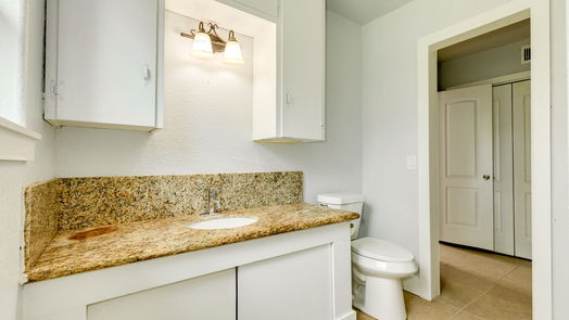 Lake Jackson null-story, 4-bed 409 Jasmine Street-idx