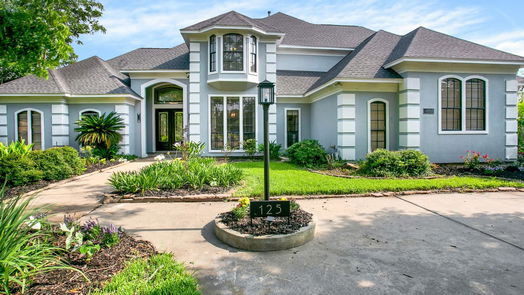 Lake Jackson 2-story, 4-bed 125 Paint Brush Street-idx