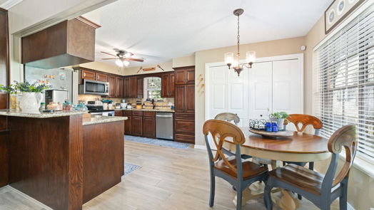 Lake Jackson 1-story, 3-bed 132 Arrowwood Street-idx