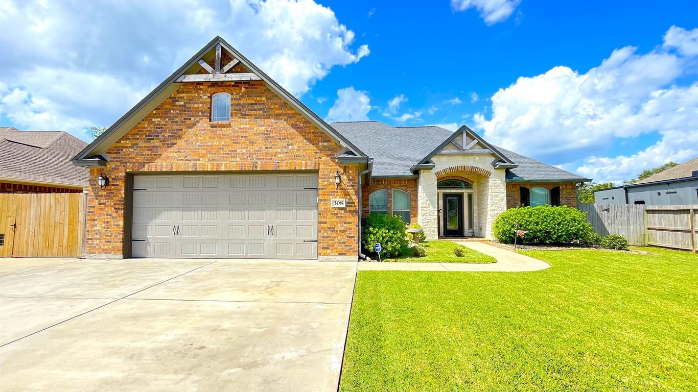 Lake Jackson null-story, 4-bed 308 Creekside Lane-idx