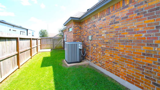 Lake Jackson null-story, 4-bed 308 Creekside Lane-idx