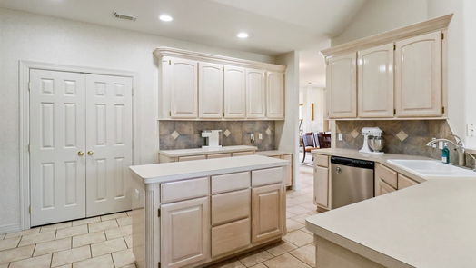 Lake Jackson 2-story, 4-bed 54 Mahogany Court-idx