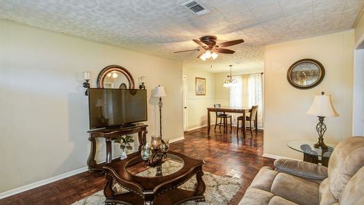 Lake Jackson null-story, 4-bed 131 Laurel Street-idx