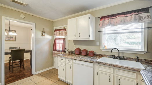 Lake Jackson null-story, 4-bed 131 Laurel Street-idx