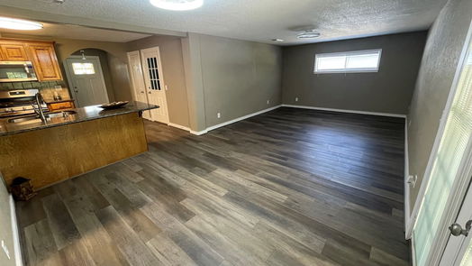 Lake Jackson 1-story, 3-bed 207 Cypress Street-idx