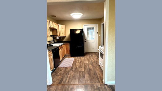 Lake Jackson null-story, 4-bed 306 Center Way Street-idx
