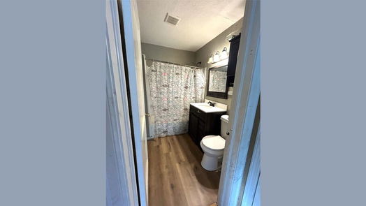 Lake Jackson null-story, 4-bed 306 Center Way Street-idx