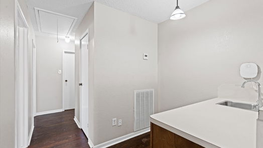 Lake Jackson 1-story, 3-bed 123 Ironwood Street-idx