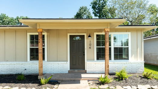 Lake Jackson 1-story, 4-bed 104 Forest Oaks Lane-idx