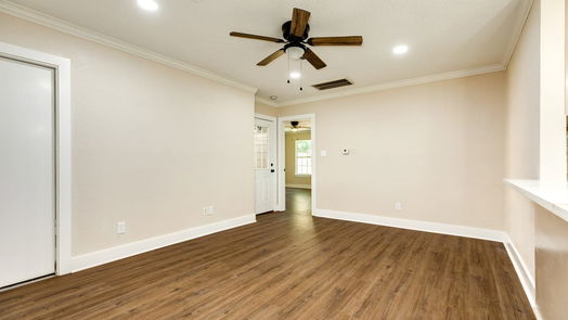 Lake Jackson 1-story, 4-bed 104 Forest Oaks Lane-idx