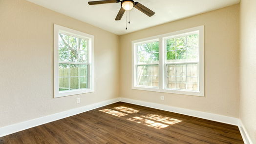 Lake Jackson 1-story, 4-bed 104 Forest Oaks Lane-idx