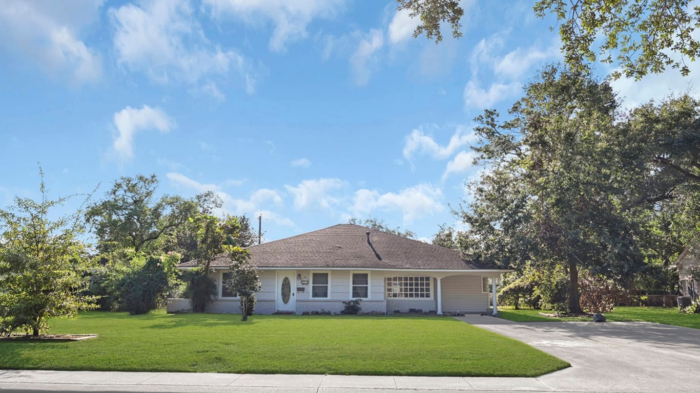 Lake Jackson 1-story, 3-bed 935 Magnolia Street-idx