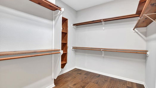 Lake Jackson 2-story, 4-bed 816 Lake Road-idx