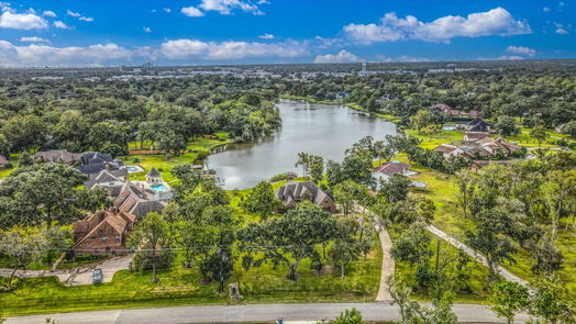 Lake Jackson 2-story, 4-bed 816 Lake Road-idx