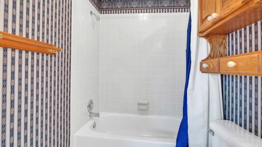 Lake Jackson 2-story, 4-bed 816 Lake Road-idx