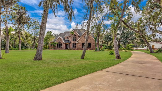 Lake Jackson 2-story, 4-bed 816 Lake Road-idx