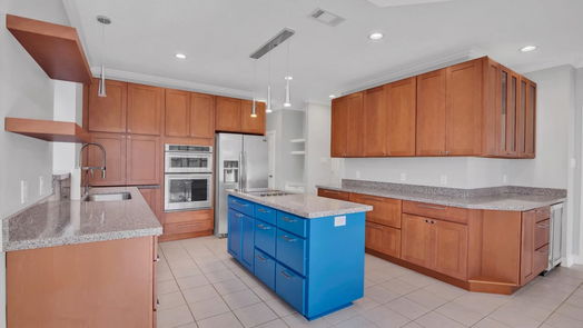 Lake Jackson 2-story, 4-bed 816 Lake Road-idx