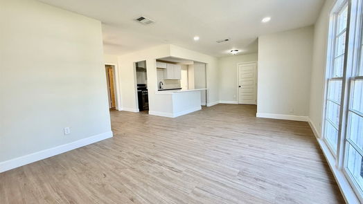 Lake Jackson 1-story, 3-bed 506 Center Way Street-idx