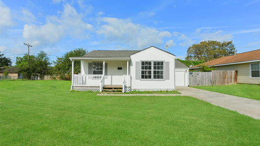 Lake Jackson 1-story, 3-bed 131 Huisache Street-idx