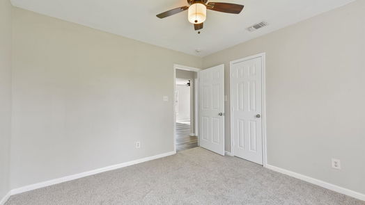 Lake Jackson 1-story, 3-bed 131 Huisache Street-idx