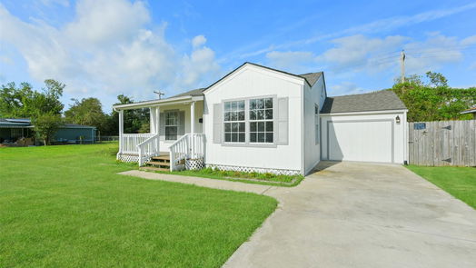 Lake Jackson 1-story, 3-bed 131 Huisache Street-idx