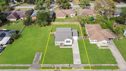 Lake Jackson 1-story, 3-bed 131 Huisache Street-idx
