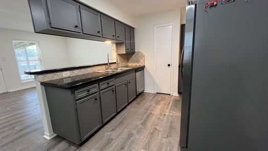 Lake Jackson 1-story, 3-bed 418 Oleander Street-idx