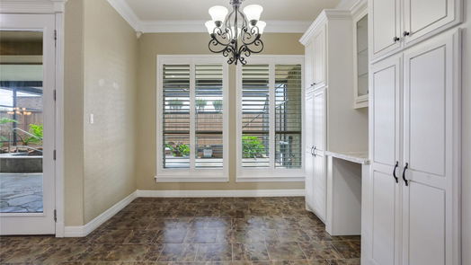 Lake Jackson 2-story, 4-bed 51 Snowberry Court-idx