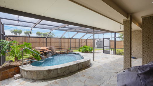 Lake Jackson 2-story, 4-bed 51 Snowberry Court-idx