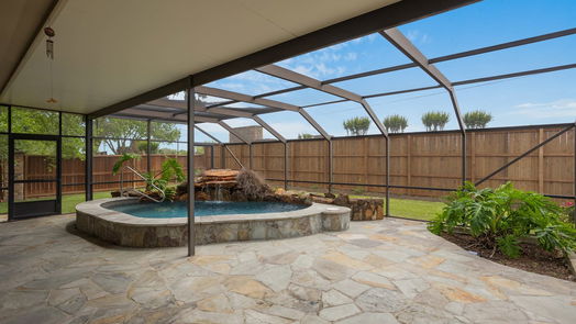 Lake Jackson 2-story, 4-bed 51 Snowberry Court-idx
