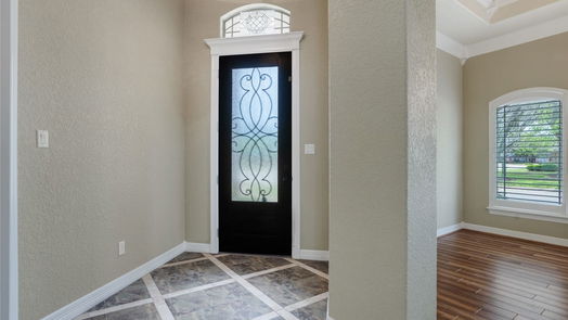 Lake Jackson 2-story, 4-bed 51 Snowberry Court-idx