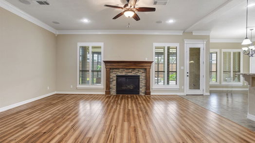 Lake Jackson 2-story, 4-bed 51 Snowberry Court-idx
