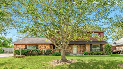 Lake Jackson 2-story, 4-bed 118 Cardinal Street-idx
