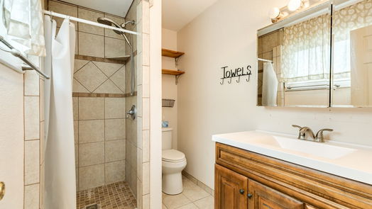 Lake Jackson 2-story, 4-bed 118 Cardinal Street-idx