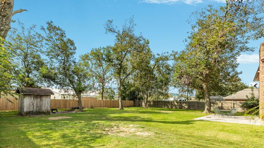 Lake Jackson 2-story, 4-bed 118 Cardinal Street-idx
