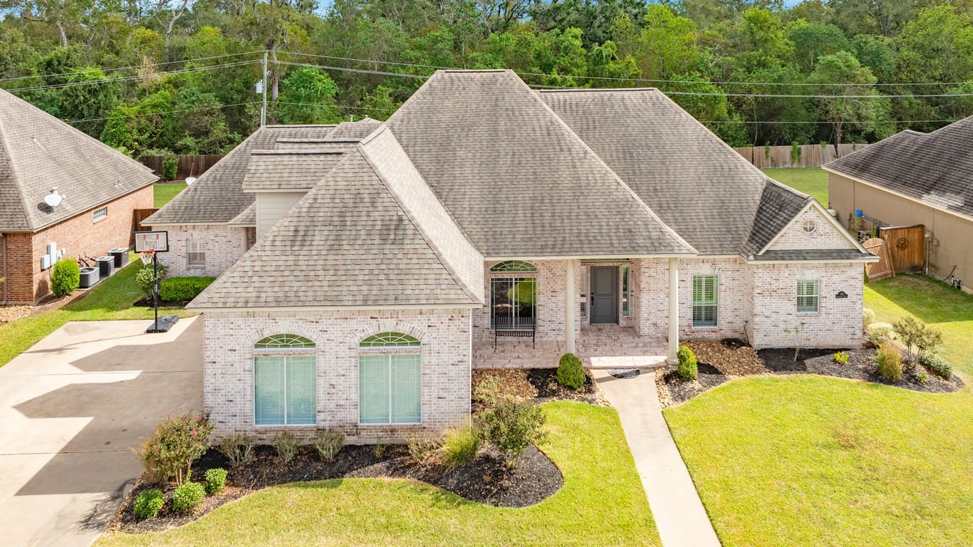 Lake Jackson null-story, 4-bed 230 Arrowhead Drive-idx