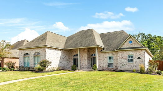 Lake Jackson null-story, 4-bed 230 Arrowhead Drive-idx