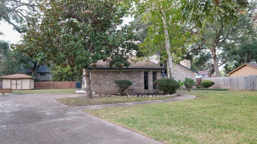 Lake Jackson 2-story, 3-bed 103 Wedgewood Street-idx