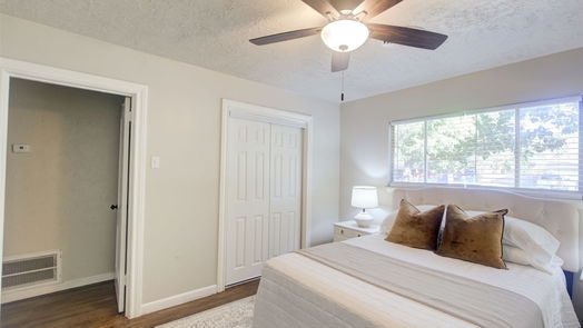 Lake Jackson null-story, 4-bed 216 Camellia Street-idx