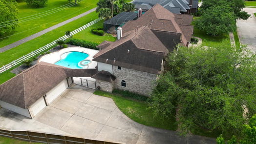 Lake Jackson 2-story, 4-bed 56 Southernwood Court-idx