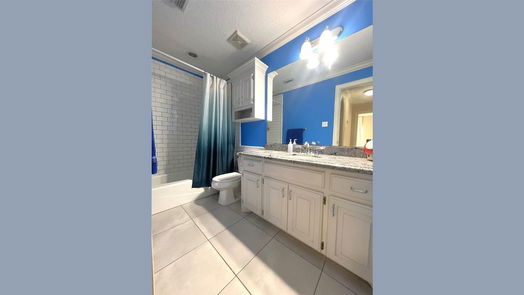 Lake Jackson 2-story, 5-bed 216 River Oaks Drive-idx