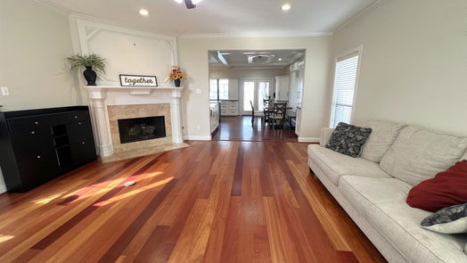 Lake Jackson 2-story, 5-bed 216 River Oaks Drive-idx