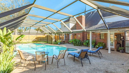 Lake Jackson 2-story, 4-bed 117 Strawberry Drive-idx