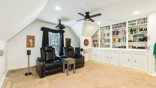 Lake Jackson 2-story, 4-bed 117 Strawberry Drive-idx