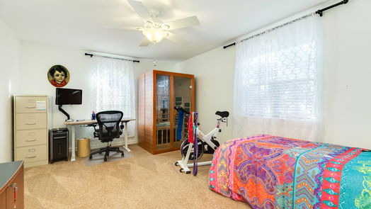 Lake Jackson 2-story, 4-bed 117 Strawberry Drive-idx